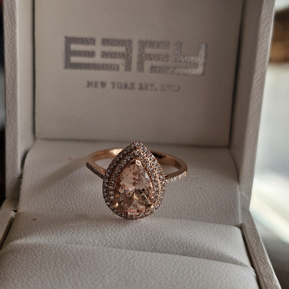 Effy 14k Morganite & diamond ring size 7. Rose gold. Resizeable by a jeweler. Pe